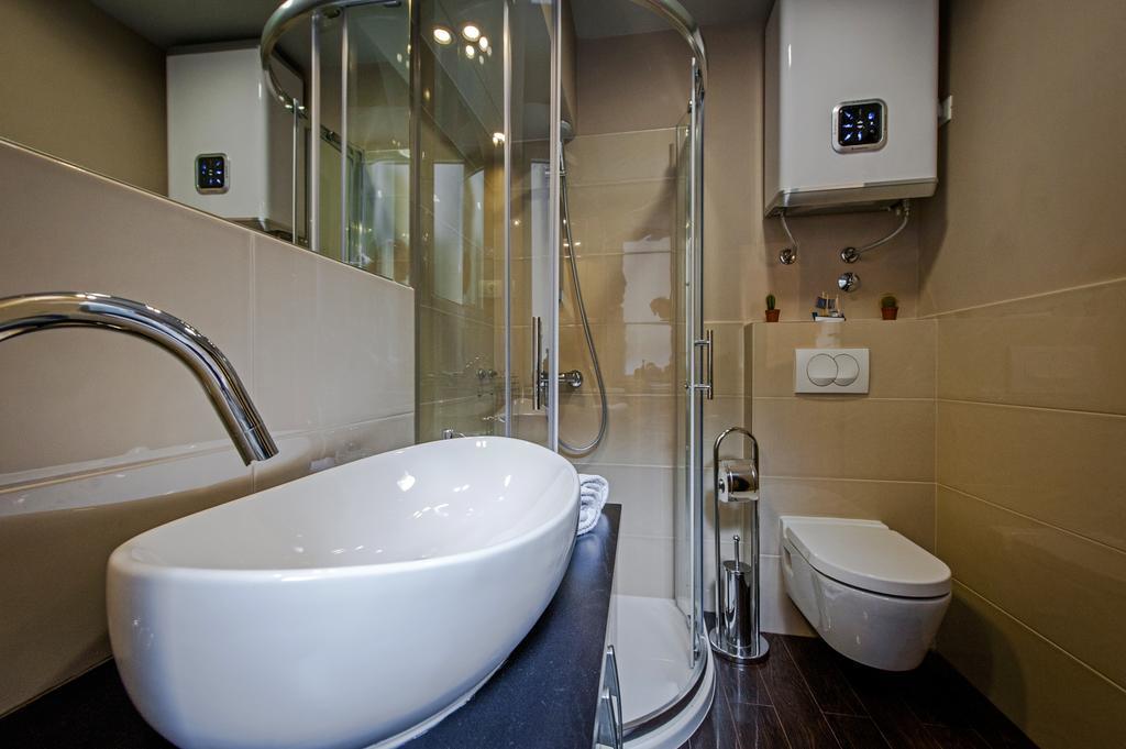 Apartments Casa Dekic 로비니 외부 사진