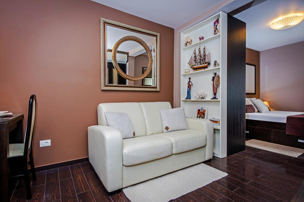 Apartments Casa Dekic 로비니 외부 사진