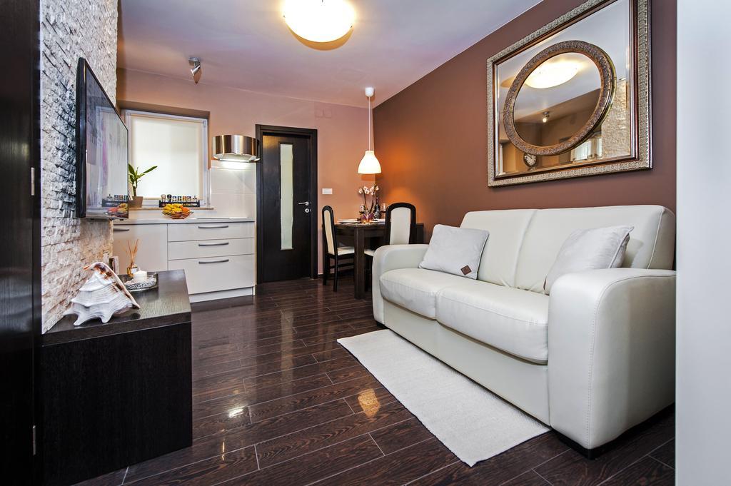Apartments Casa Dekic 로비니 외부 사진