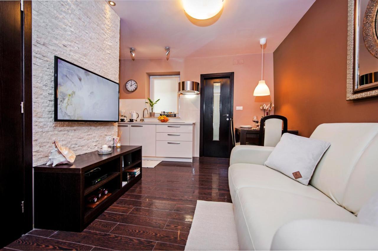 Apartments Casa Dekic 로비니 외부 사진